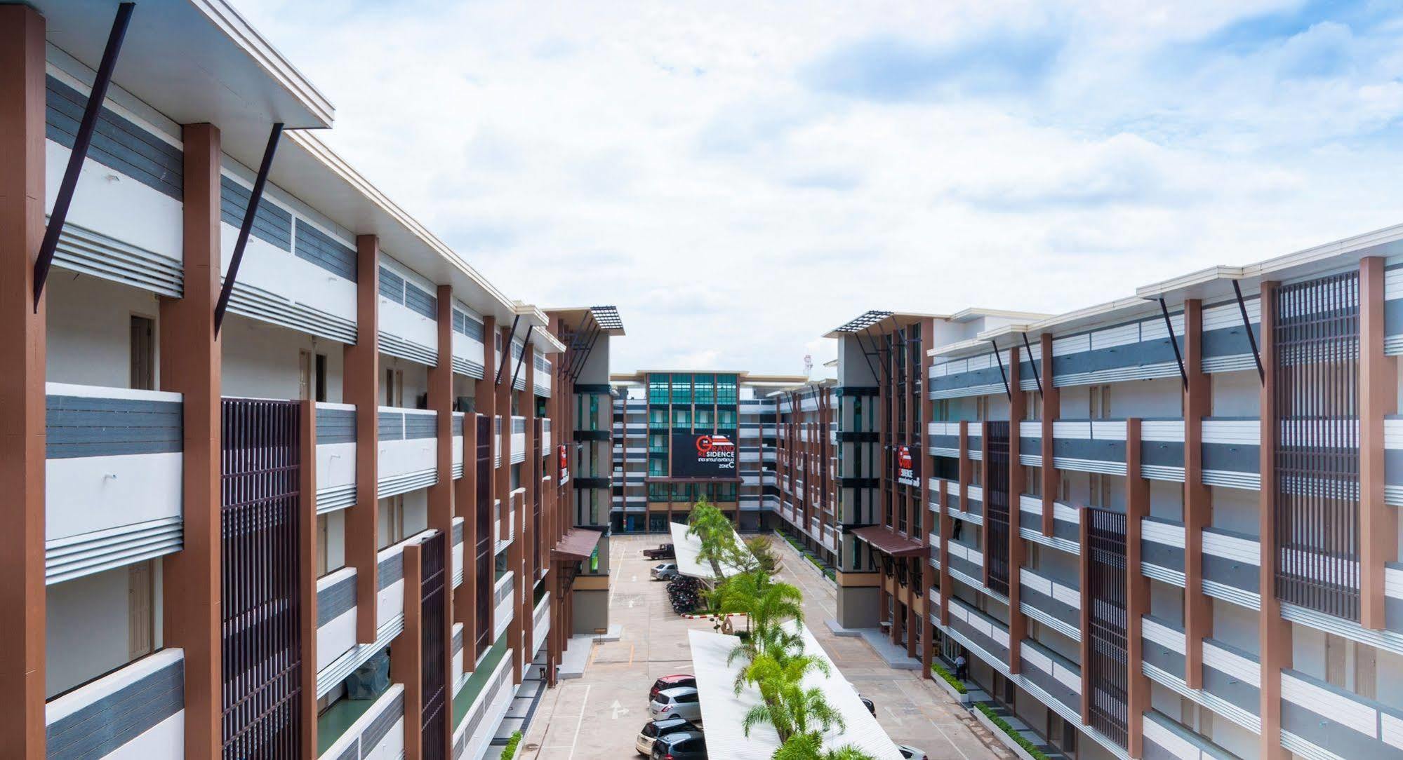 The Grand Residence Nakhonratchasima Exterior foto